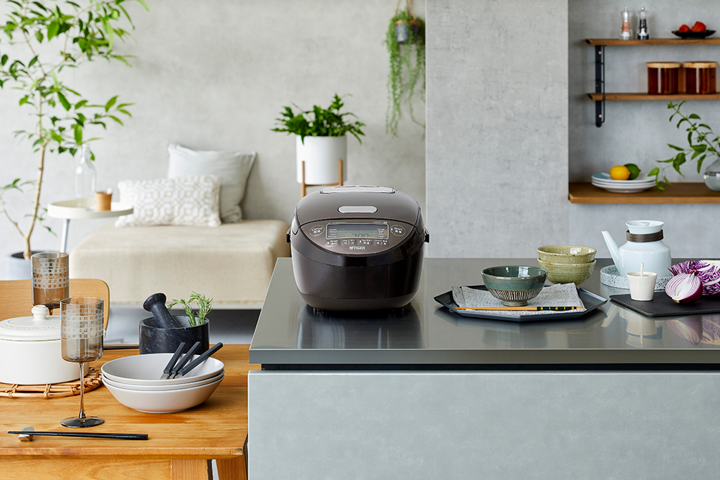 10057013-noi-com-dien-tu-cao-tan-tiger-1l8-jpk-w18w-9